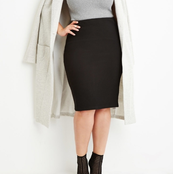 Forever 21 Dresses & Skirts - Plus Size Pencil Skirt